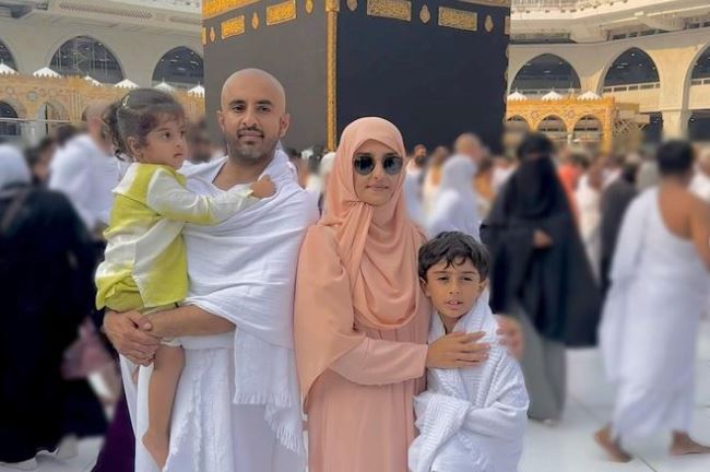 Momal Sheikh's Umrah