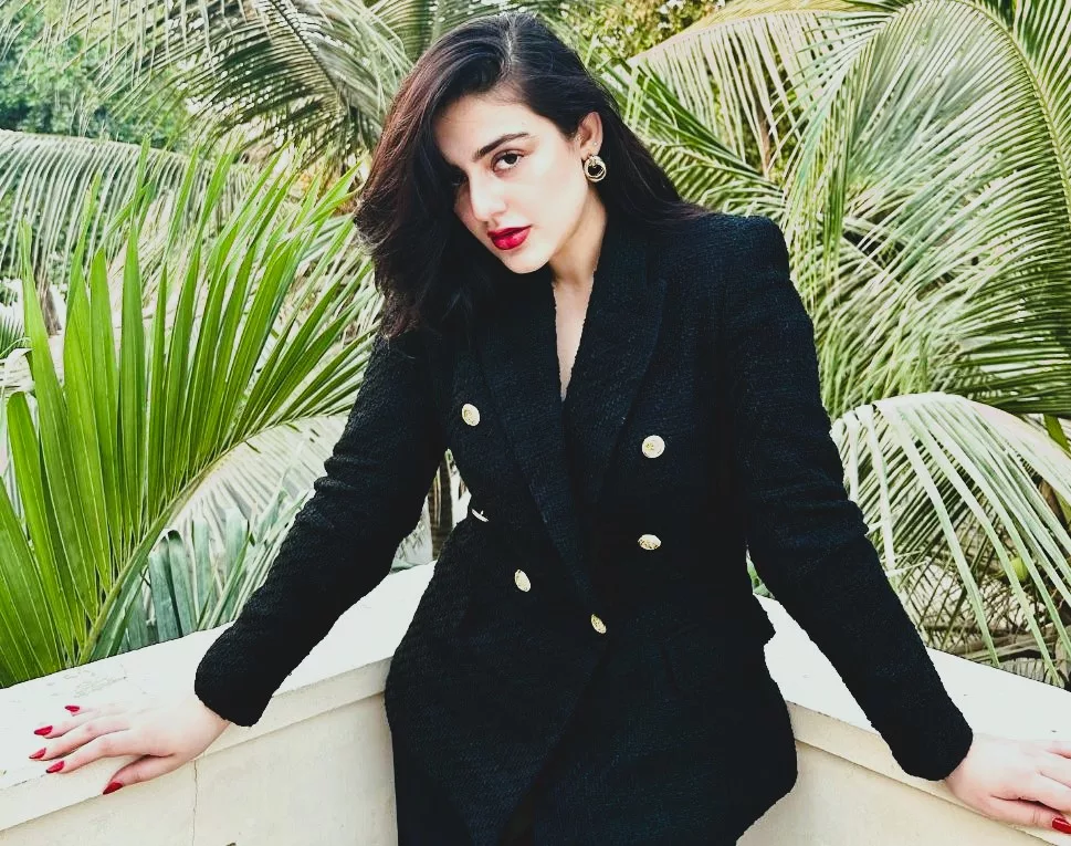 Shazeal Shoukat (Shiza) Biography | Age, Net Worth, Family, Height, Husband