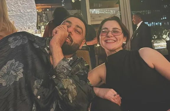 Hania Aamir's Dubai Diaries: A Glamorous Meetup with Badshah and Karan Aujla 3 Hania Aamir and Badshah's Playful Exchange on Instagram
