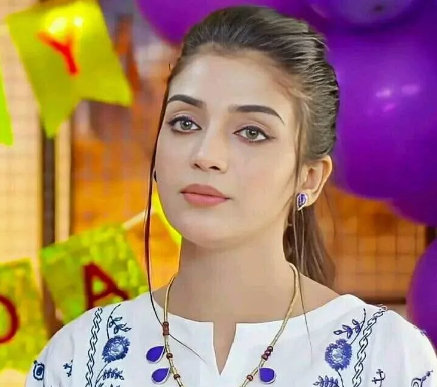 Laiba Khan Biography | Age, Net Worth, Family, Height, Husband 12 Laiba Khan looking stunning in White dress