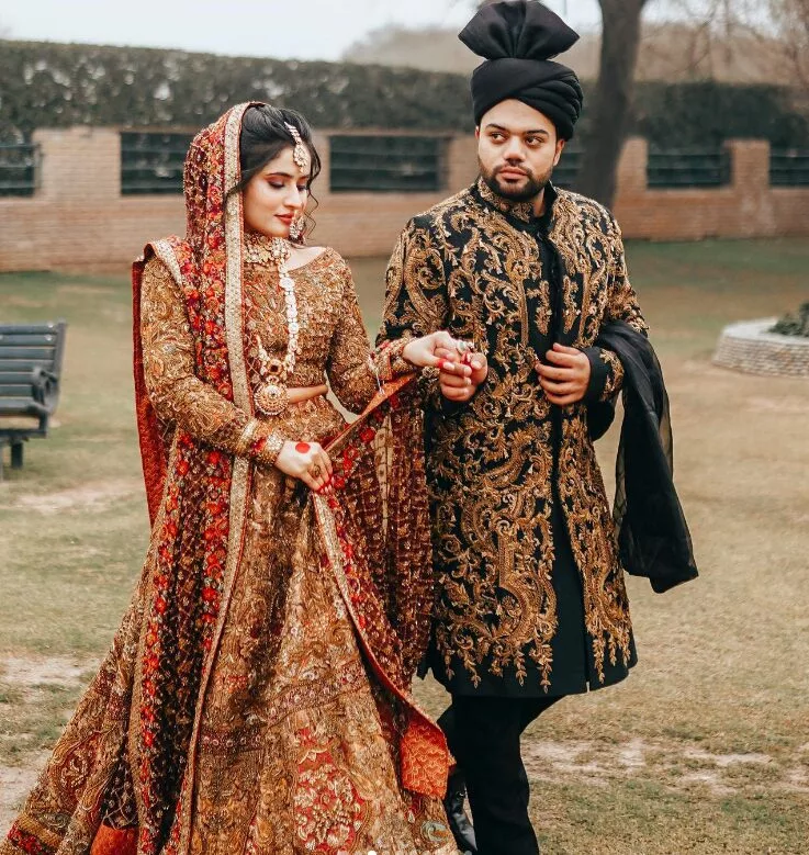 Ducky Bhai Biography | Age, Net Worth, Family, Wife 11 Ducky Bhai and Aroob Jatoi Marriage Photos/ Pics/ Images of marriage day.