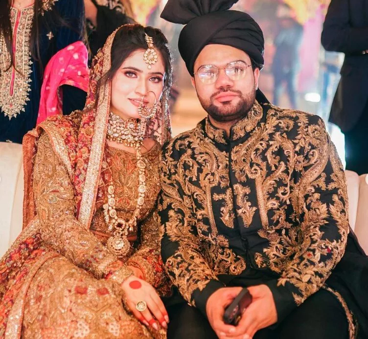 Ducky Bhai Biography | Age, Net Worth, Family, Wife 12 Ducky Bhai and Aroob Jatoi Marriage Photos/ Pics/ Images of marriage day. A beautiful pic of the couple on the day of Nikah.