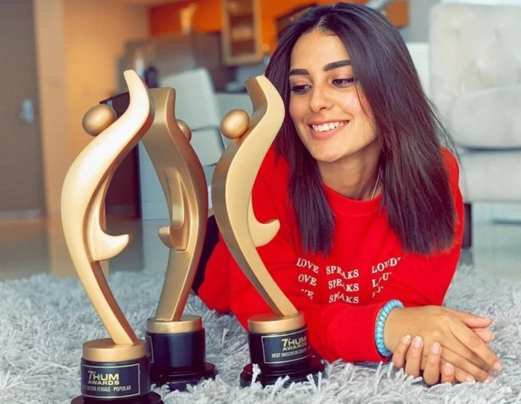 Iqra Aziz Biography | Age, Net Worth, Family, Height, Husband 5 Iqra Aziz Biography | Age, Net Worth, Family, Height, Husband