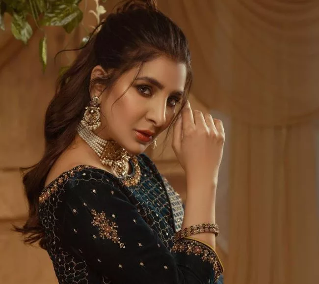 Areeba Habib Biography | Age, Net Worth, Family, Height, Husband 5 Areeba Habib Biography | Age, Net Worth, Family, Height, Husband