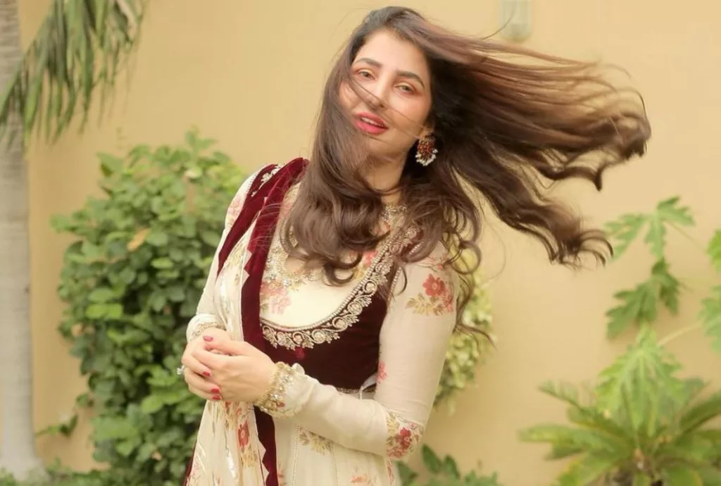 Areeba Habib Biography | Age, Net Worth, Family, Height, Husband 8 Areeba Habib Biography | Age, Net Worth, Family, Height, Husband