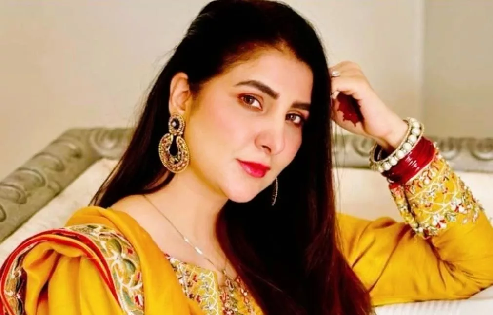 Areeba Habib Biography | Age, Net Worth, Family, Height, Husband 61 Areeba Habib Biography | Age, Net Worth, Family, Height, Husband
