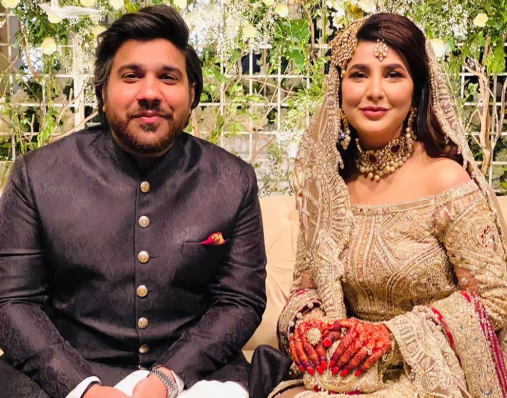 Areeba Habib Biography | Age, Net Worth, Family, Height, Husband 12 Areeba Habib with her husband Saadain Imran Sheikh on their wedding