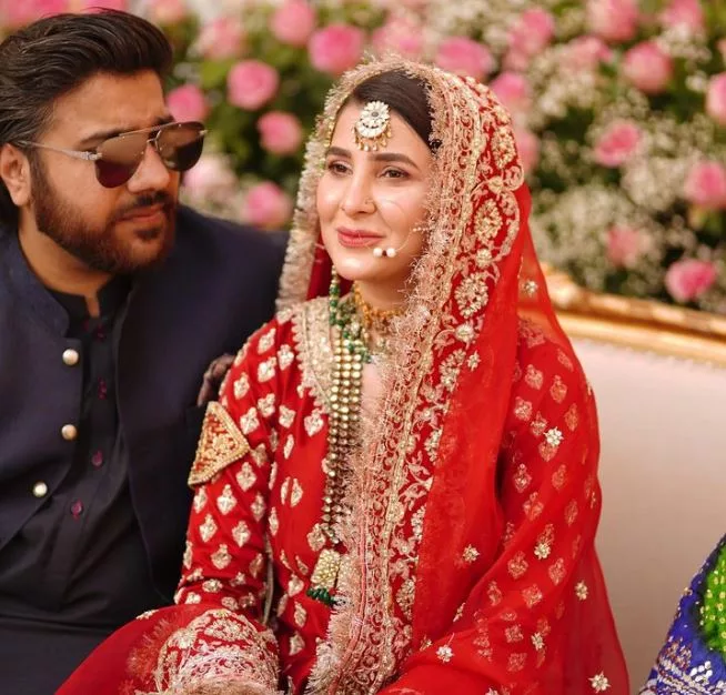 Areeba Habib Biography | Age, Net Worth, Family, Height, Husband 11 Areeba Habib with her husband Saadain Imran Sheikh on their wedding