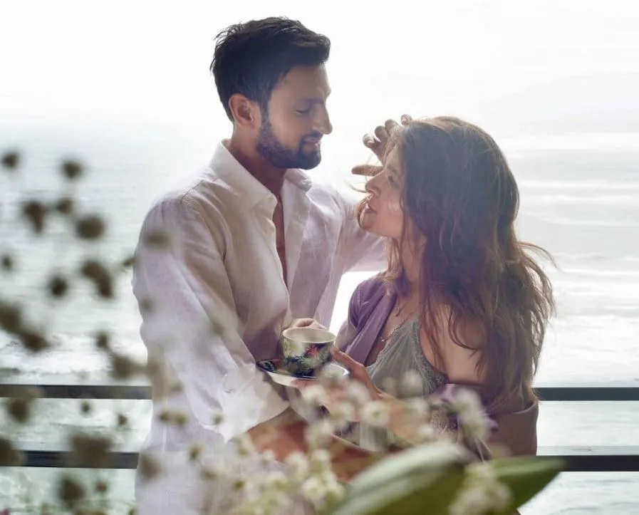 Ayesha Omar Tells The Secret Marriage With Shoaib Malik 7 Ayesha Omar With Shoaib Malik Pic jpg