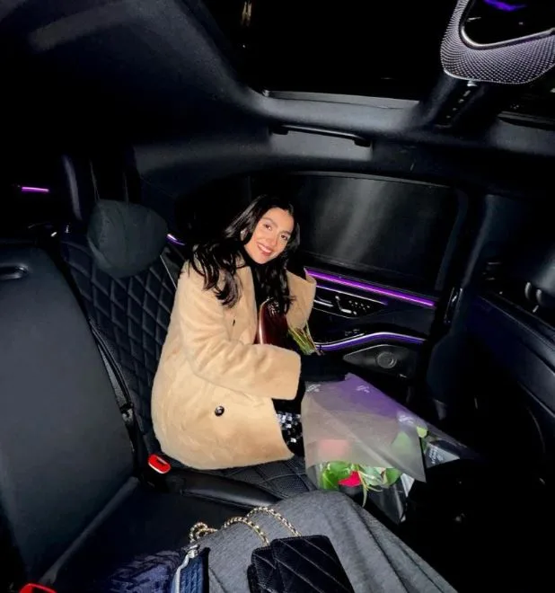 Ayeza Khan's 33rd Birthday Celebration with Friends in London 4 Ayeza Khan's 33rd Birthday Celebration with Friends in London