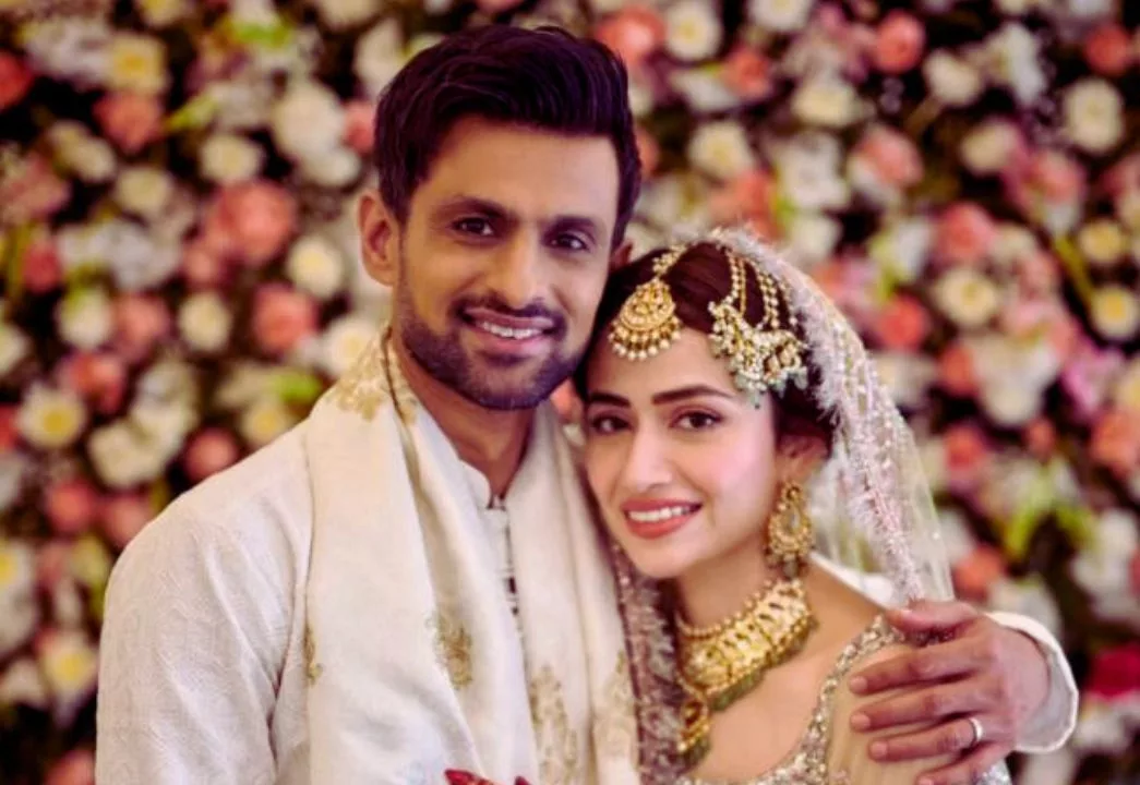 Shoaib Malik and Sana Javed Shocked the Industry With Their Marriage Announcement