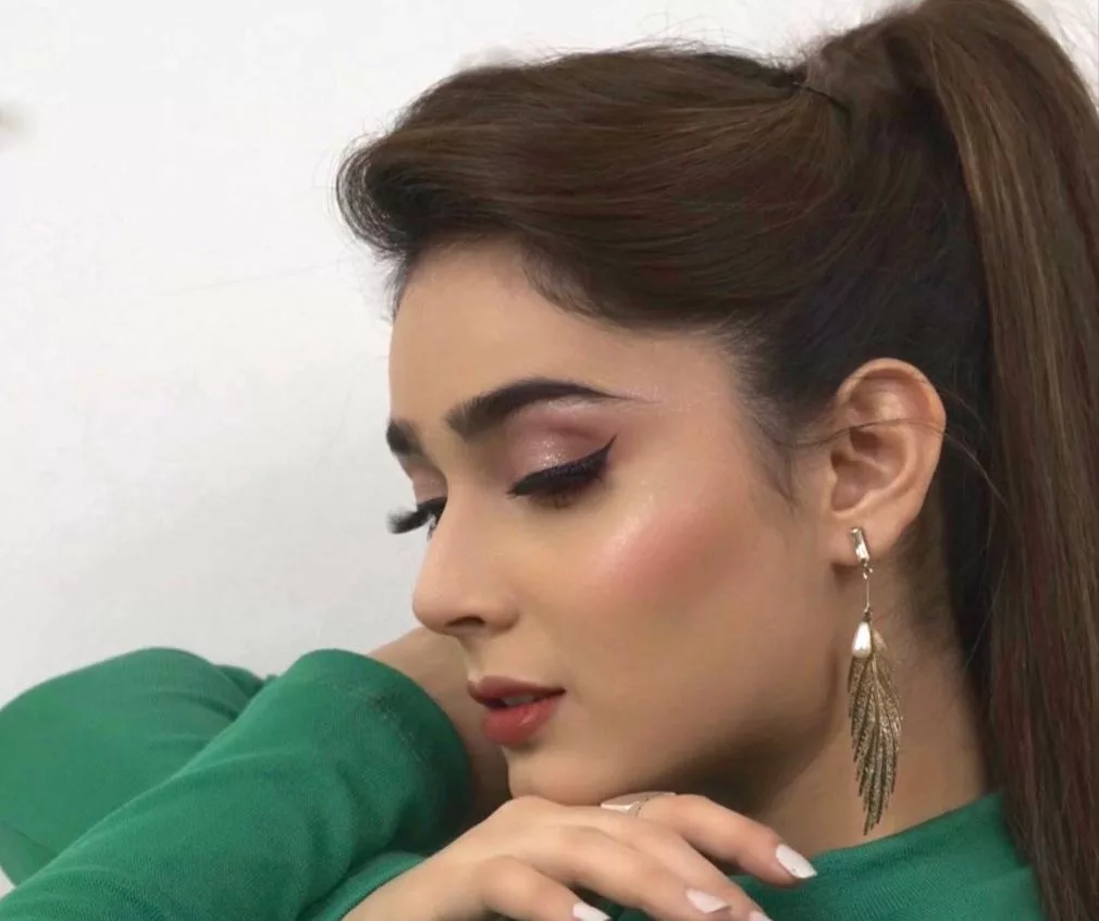 Sumaiyya Bukhsh Biography | Age, Net Worth, Family, Height, Husband 9 Sumaiyya Bukhsh Biography | Age, Net Worth, Family, Height, Husband