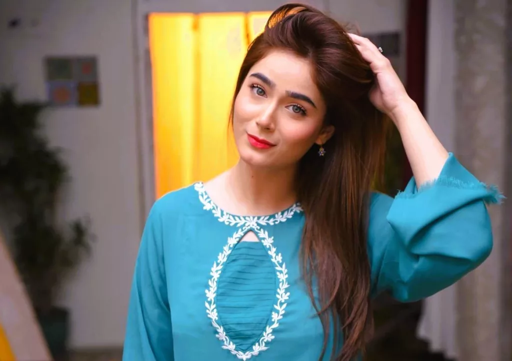 Sumaiyya Bukhsh Biography | Age, Net Worth, Family, Height, Husband 27 Sumaiyya Bukhsh Biography | Age, Net Worth, Family, Height, Husband