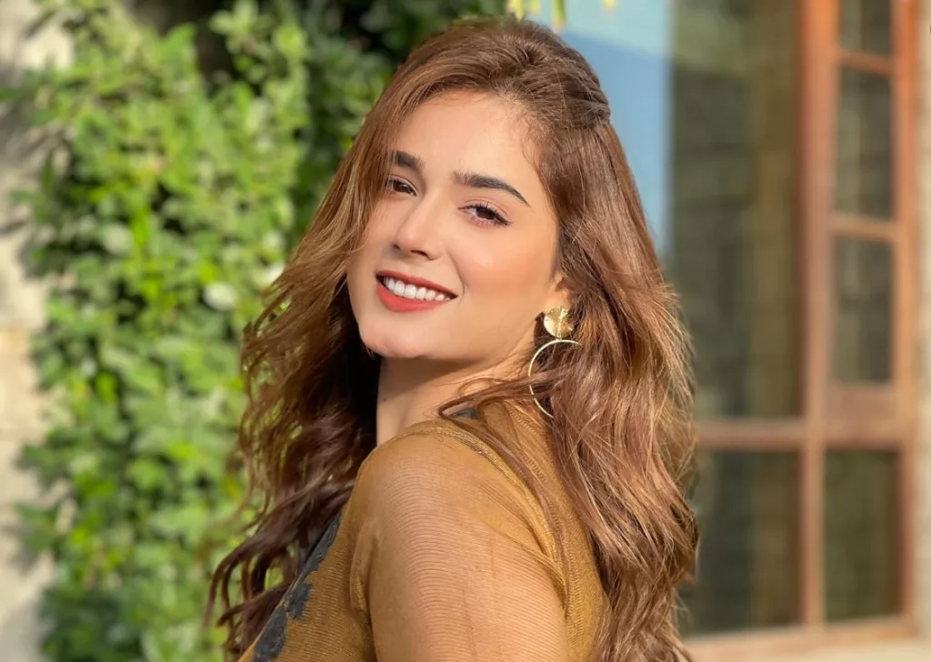 Sumaiyya Bukhsh Biography | Age, Net Worth, Family, Height, Husband 18 Sumaiyya Bukhsh Biography | Age, Net Worth, Family, Height, Husband