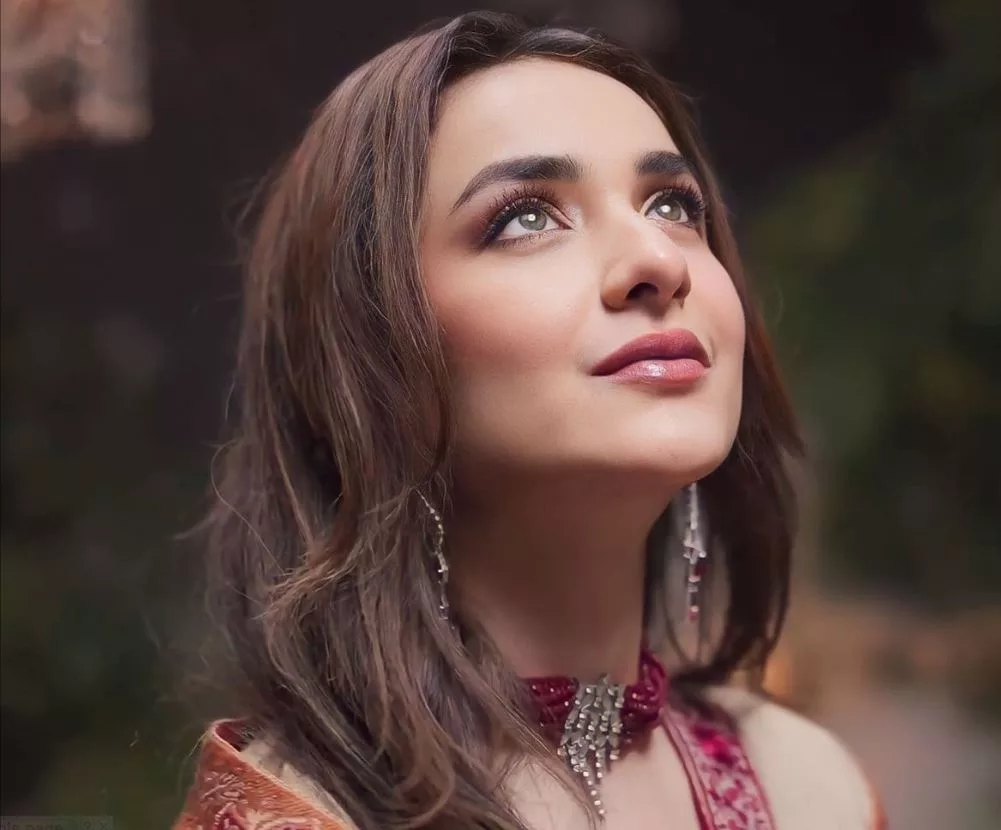 Yumna Zaidi Biography | Age, Net Worth, Family, Height, Husband 5 Yumna Zaidi Biography | Age, Net Worth, Family, Height, Husband