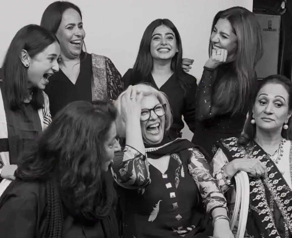 Yumna Zaidi Biography | Age, Net Worth, Family, Height, Husband 20 Yumna Zaidi with other fellow actresses