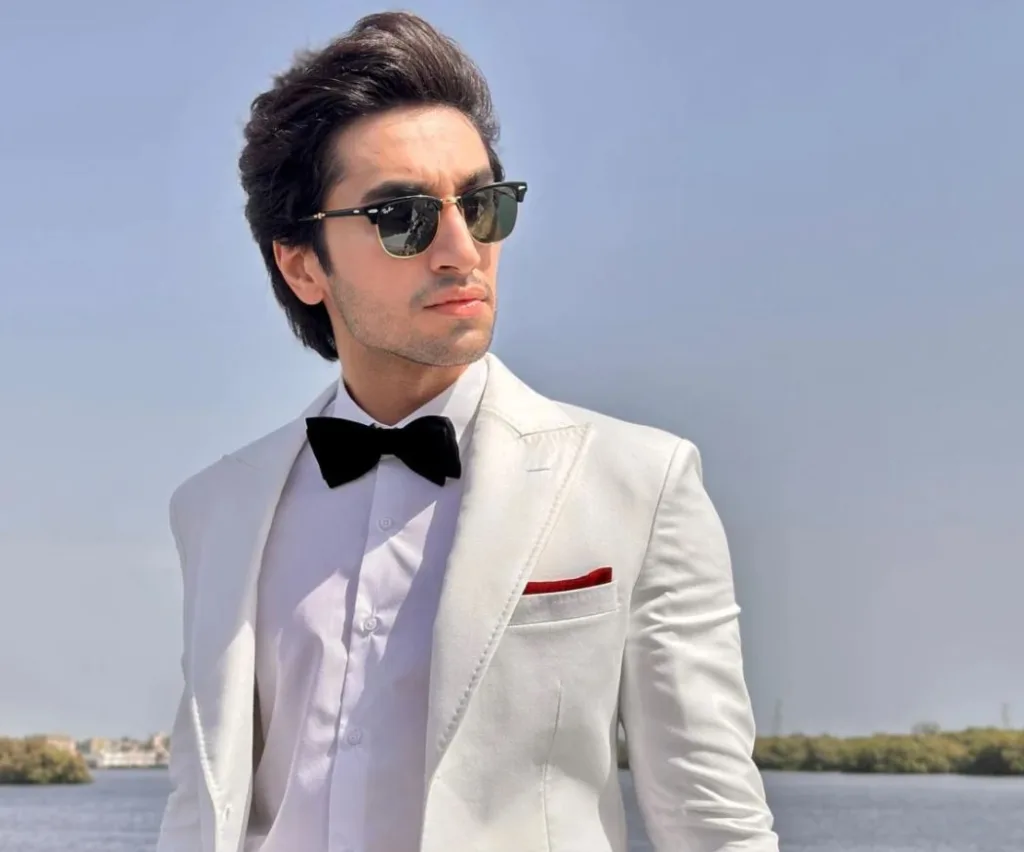 Burns Road Kay Romeo Juliet Cast, Story, Real Actors and Actresses Names With Pictures 