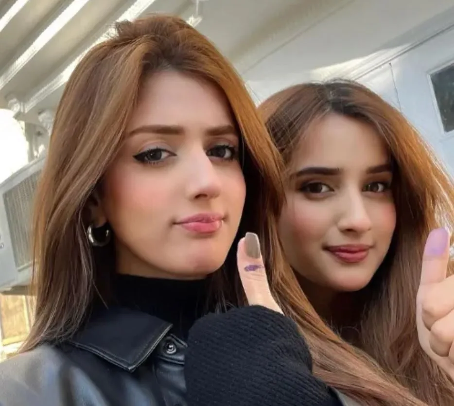 Jannat Mirza & Alishba Anjam Vote Cast 8 February 2024