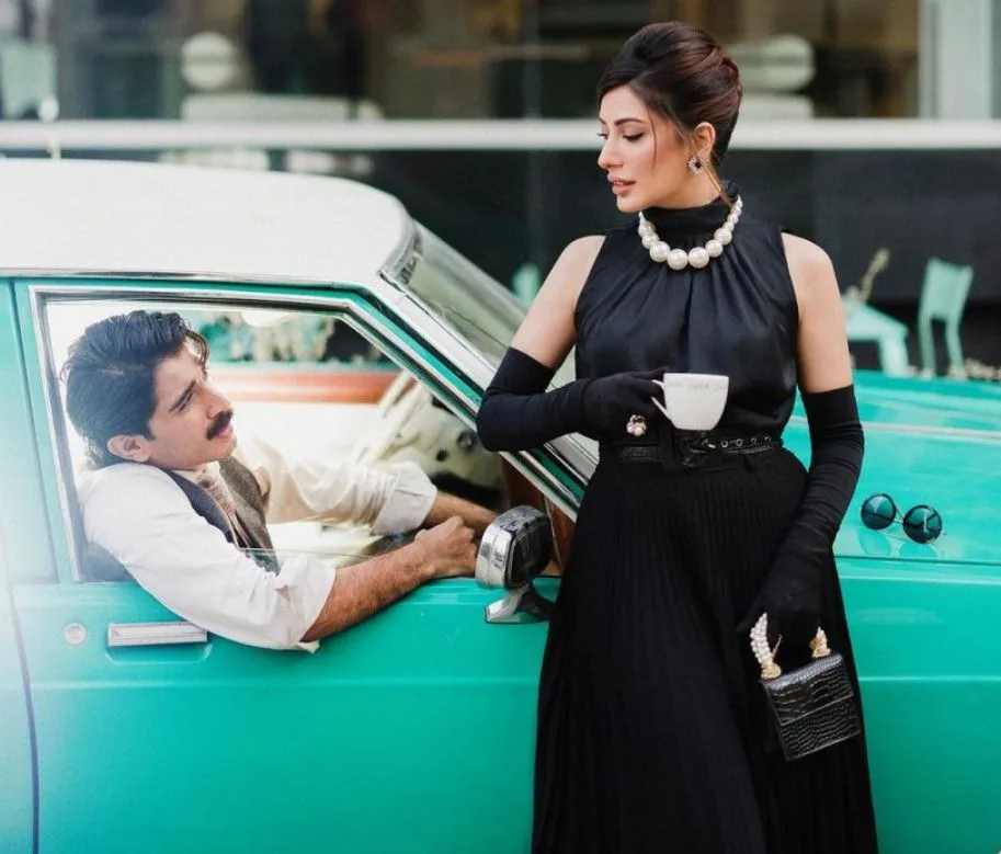 Mehwish Hayat and Talha Chahour’s Romantic Photoshoot on Valentine’s Day 7 Mehwish Hayat and Talha Chahour’s Romantic Photoshoot on Valentine’s Day