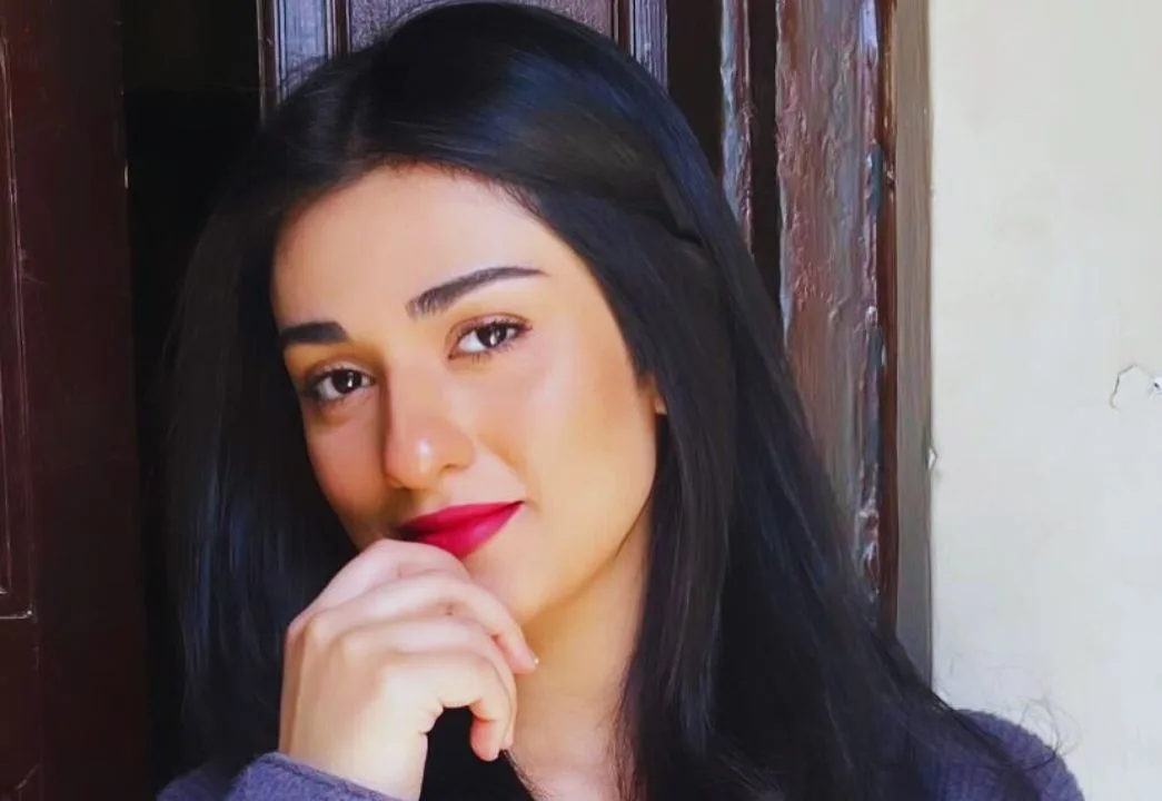 Sarah Khan: Lighting Up Borders with Abdullahpur Ka Devdas 8 Sarah Khan pic in blue dress 2024, Sarah Khan: Lighting Borders with Abdullahpur Ka Devdas