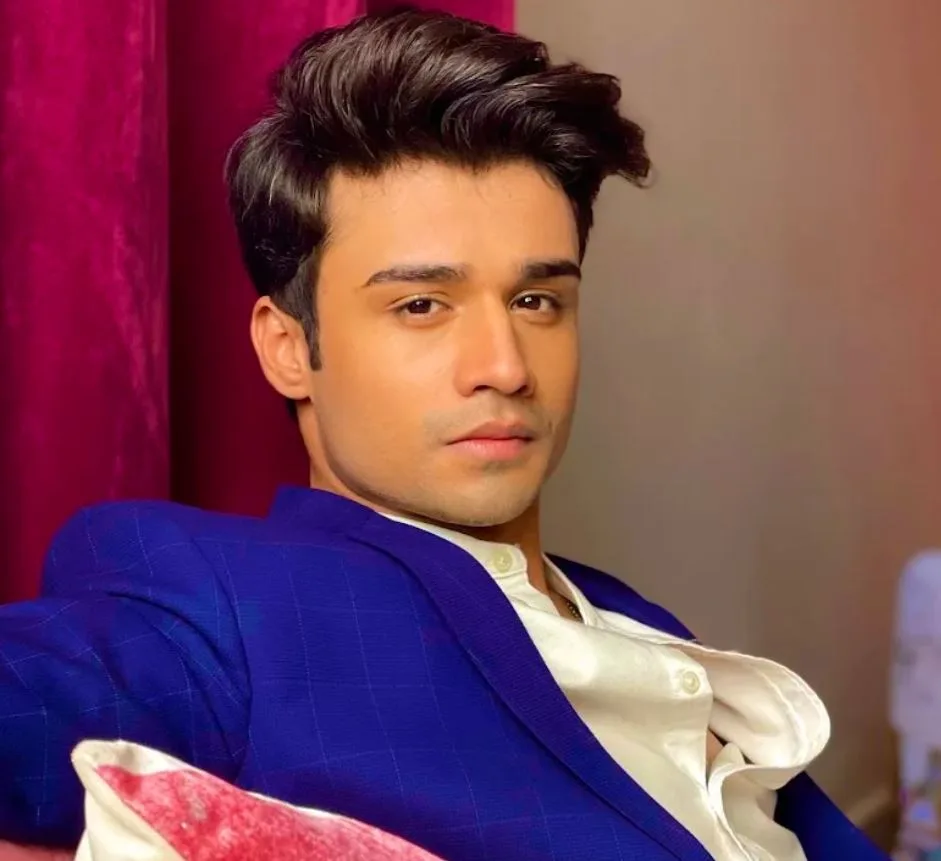 Abdullahpur Ka Devdas Cast, Story, Real Actors and Actresses Names With Pictures 22 Abdullahpur Ka Devdas Cast Fazal Hussain