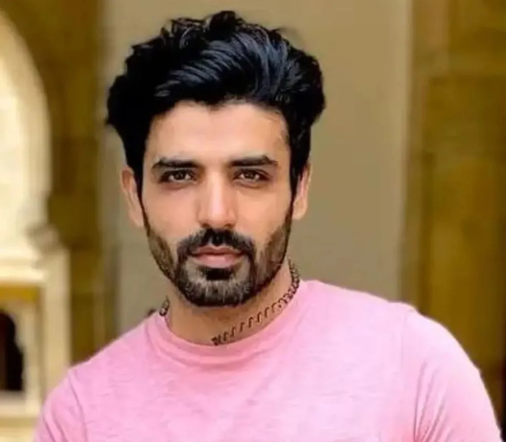 Abdullahpur Ka Devdas Cast, Story, Real Actors and Actresses Names With Pictures 18 Abdullahpur Ka Devdas Cast Khashif Hussain