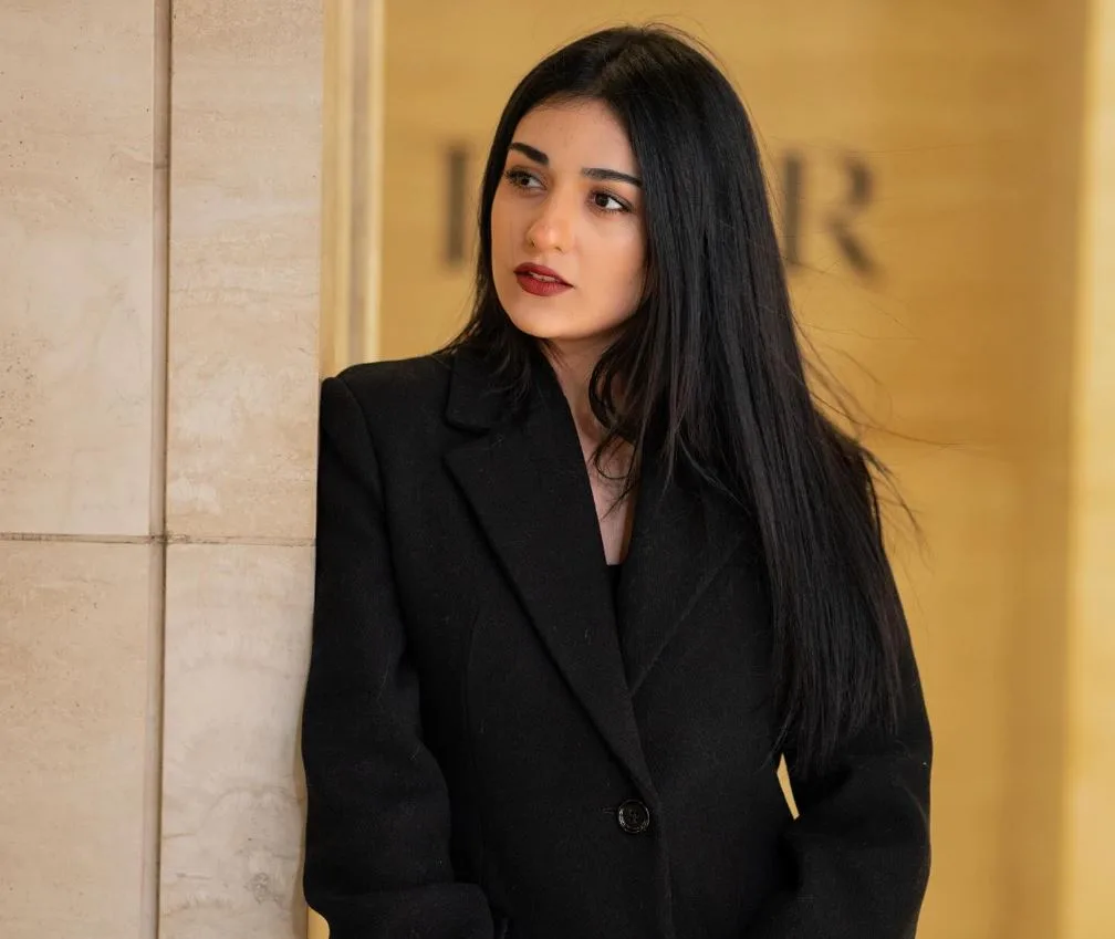 Abdullahpur Ka Devdas Cast, Story, Real Actors and Actresses Names With Pictures 6 Abdullahpur Ka Devdas Cast Sarah Khan pic in black dress 2024