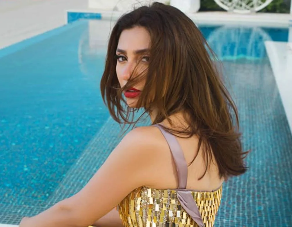 Mahira Khan: Clearing Rumours, Sharing Love & Life Insights
