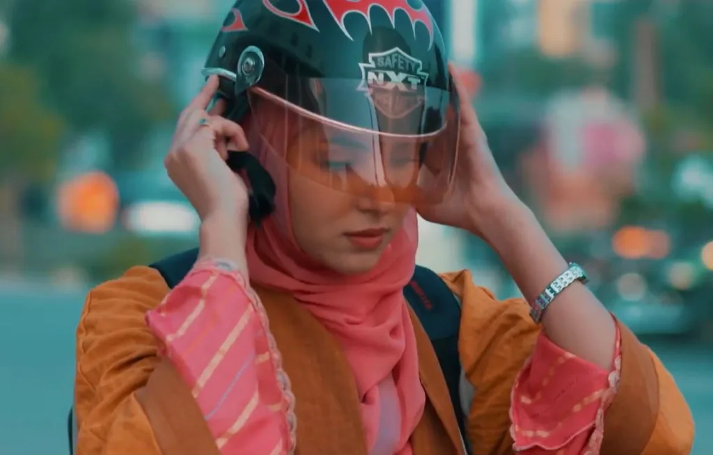 Umm-e-Ayesha Drama Cast: Nimra Khan Portrays as a Hijabi Girl